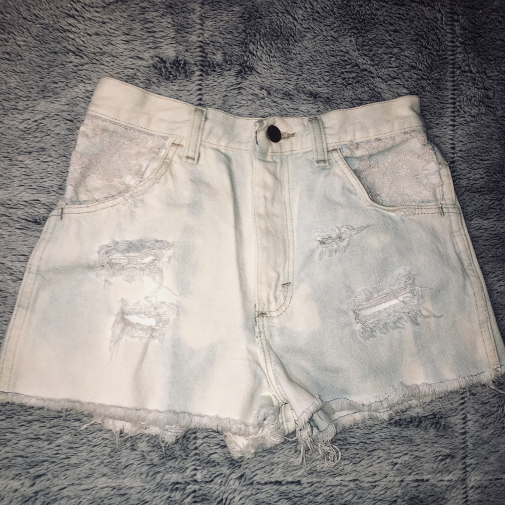 Worn High-Waisted Light Wash Lacey Shorts